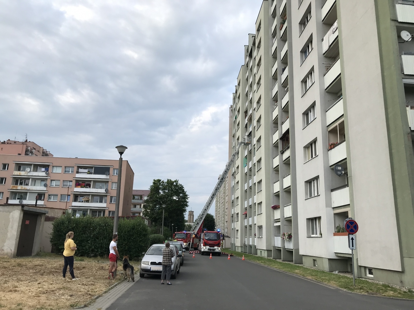 Zdjęcie w galerii na portalu naszraciborz.pl: Akcja straży pożarnej na Pomnikowej [FOTO] wiadomości z regionu