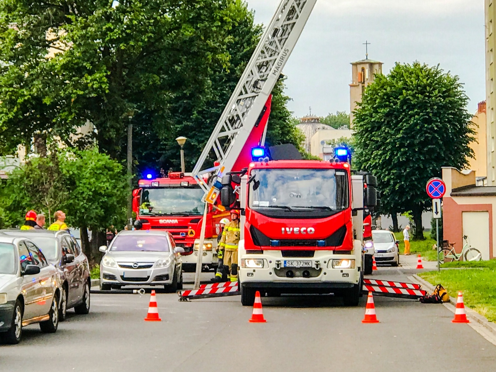 Zdjęcie w galerii na portalu naszraciborz.pl: Akcja straży pożarnej na Pomnikowej [FOTO] wiadomości z regionu