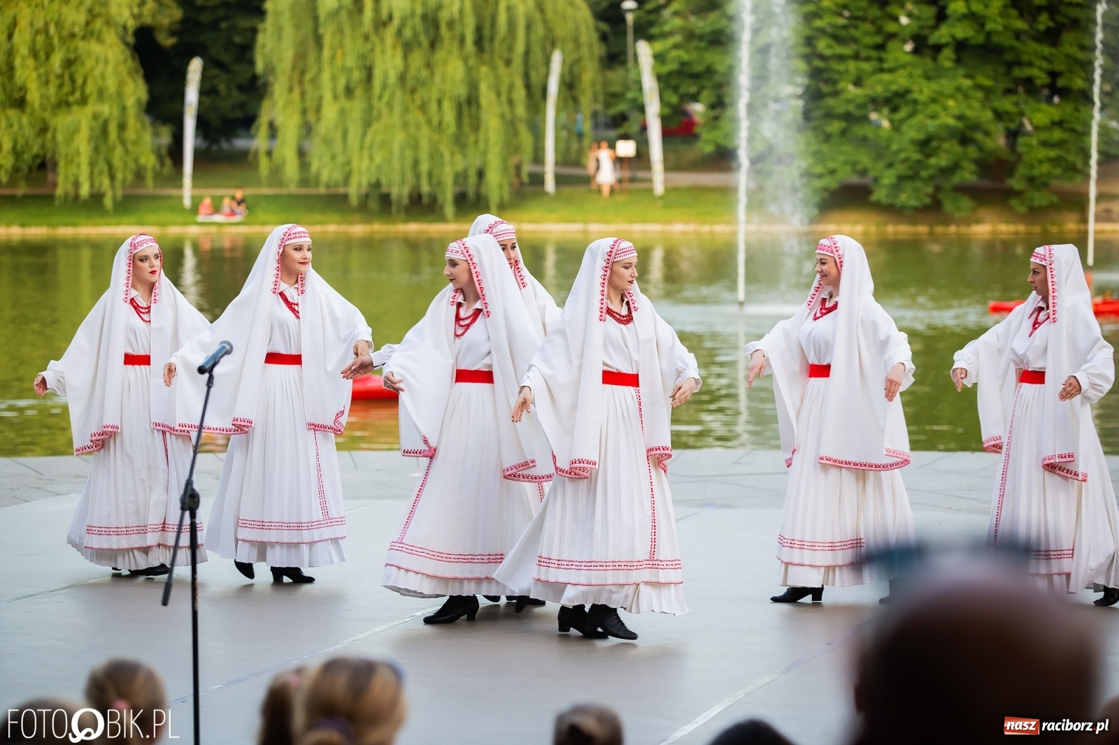 Zdjęcie w galerii na portalu naszraciborz.pl: Źródło zebrało ponad 10 tys. zł dla małego Henia wiadomości z regionu