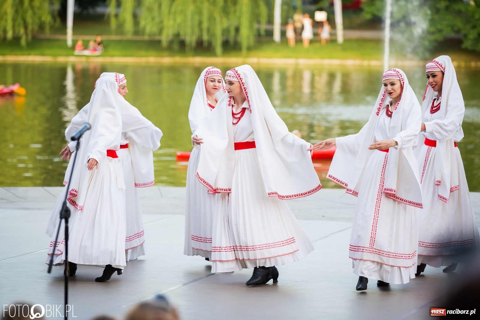 Zdjęcie w galerii na portalu naszraciborz.pl: Źródło zebrało ponad 10 tys. zł dla małego Henia wiadomości z regionu