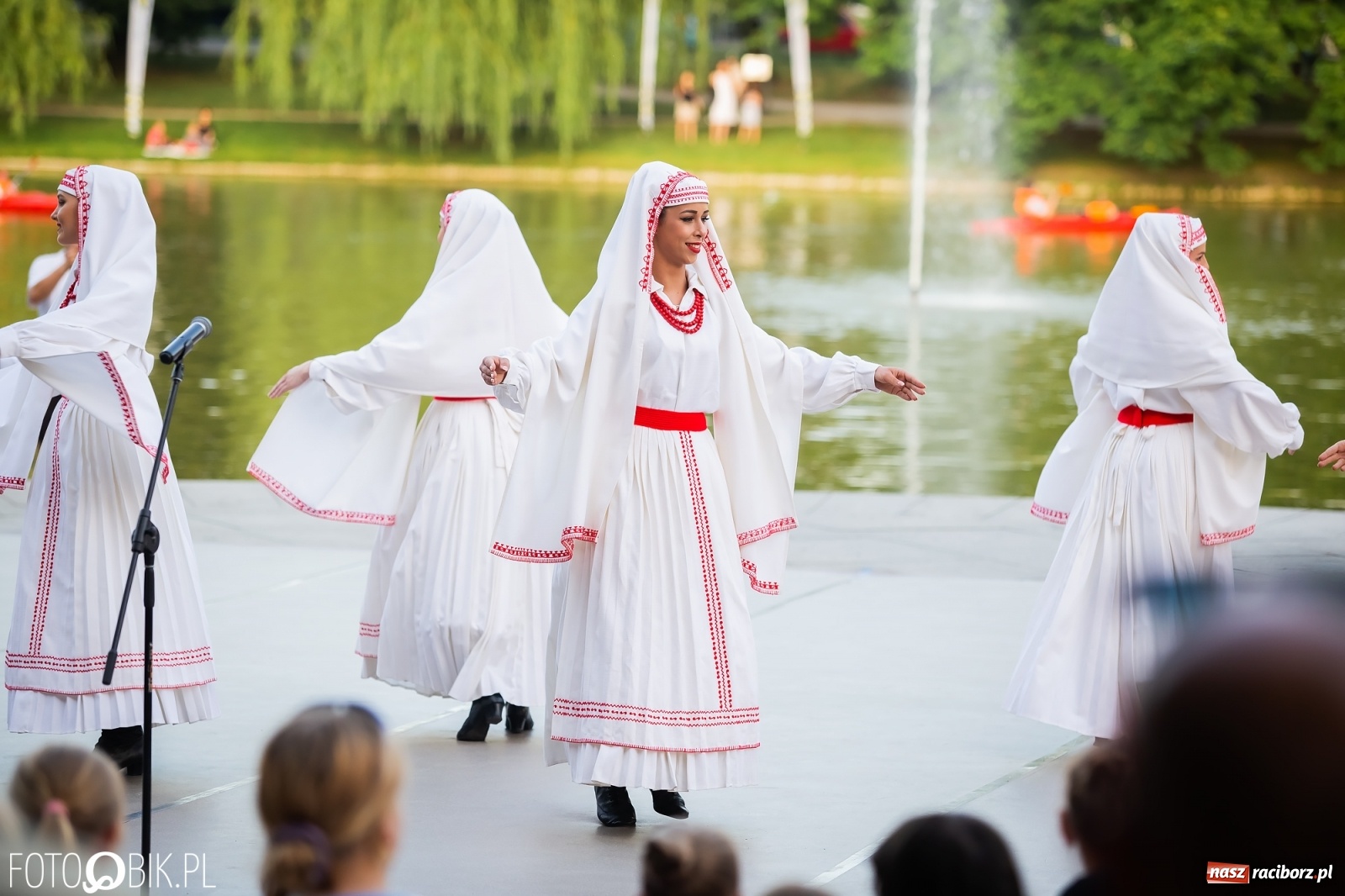 Zdjęcie w galerii na portalu naszraciborz.pl: Źródło zebrało ponad 10 tys. zł dla małego Henia wiadomości z regionu