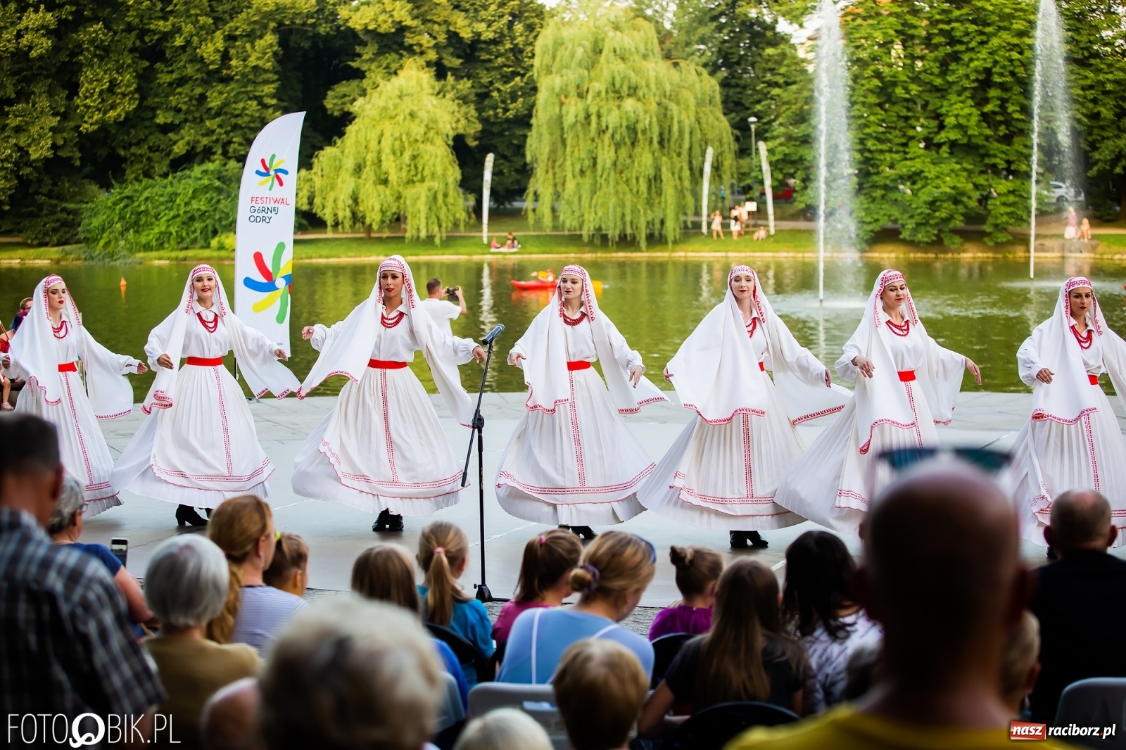 Zdjęcie w galerii na portalu naszraciborz.pl: Źródło zebrało ponad 10 tys. zł dla małego Henia wiadomości z regionu