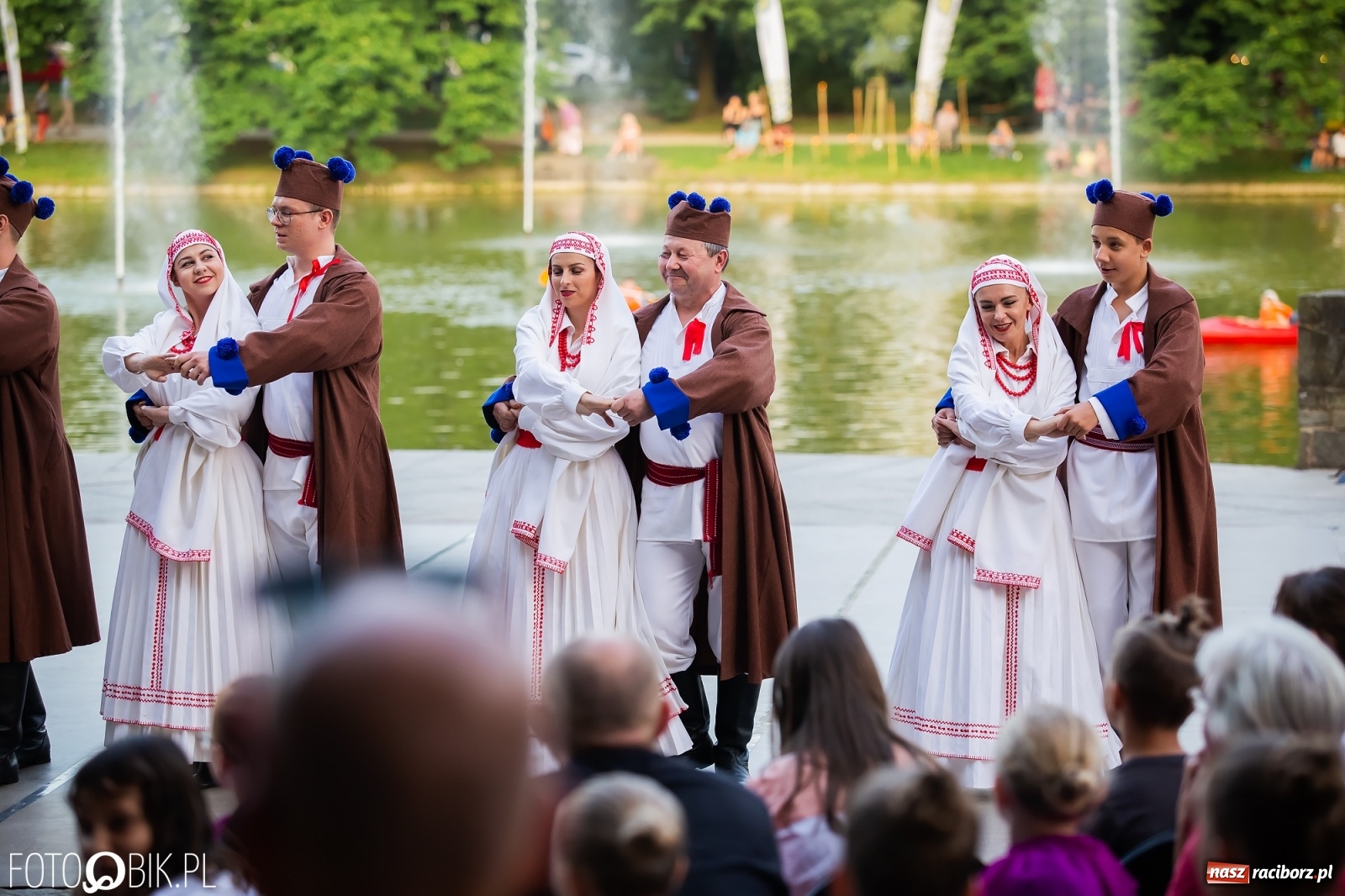 Zdjęcie w galerii na portalu naszraciborz.pl: Źródło zebrało ponad 10 tys. zł dla małego Henia wiadomości z regionu