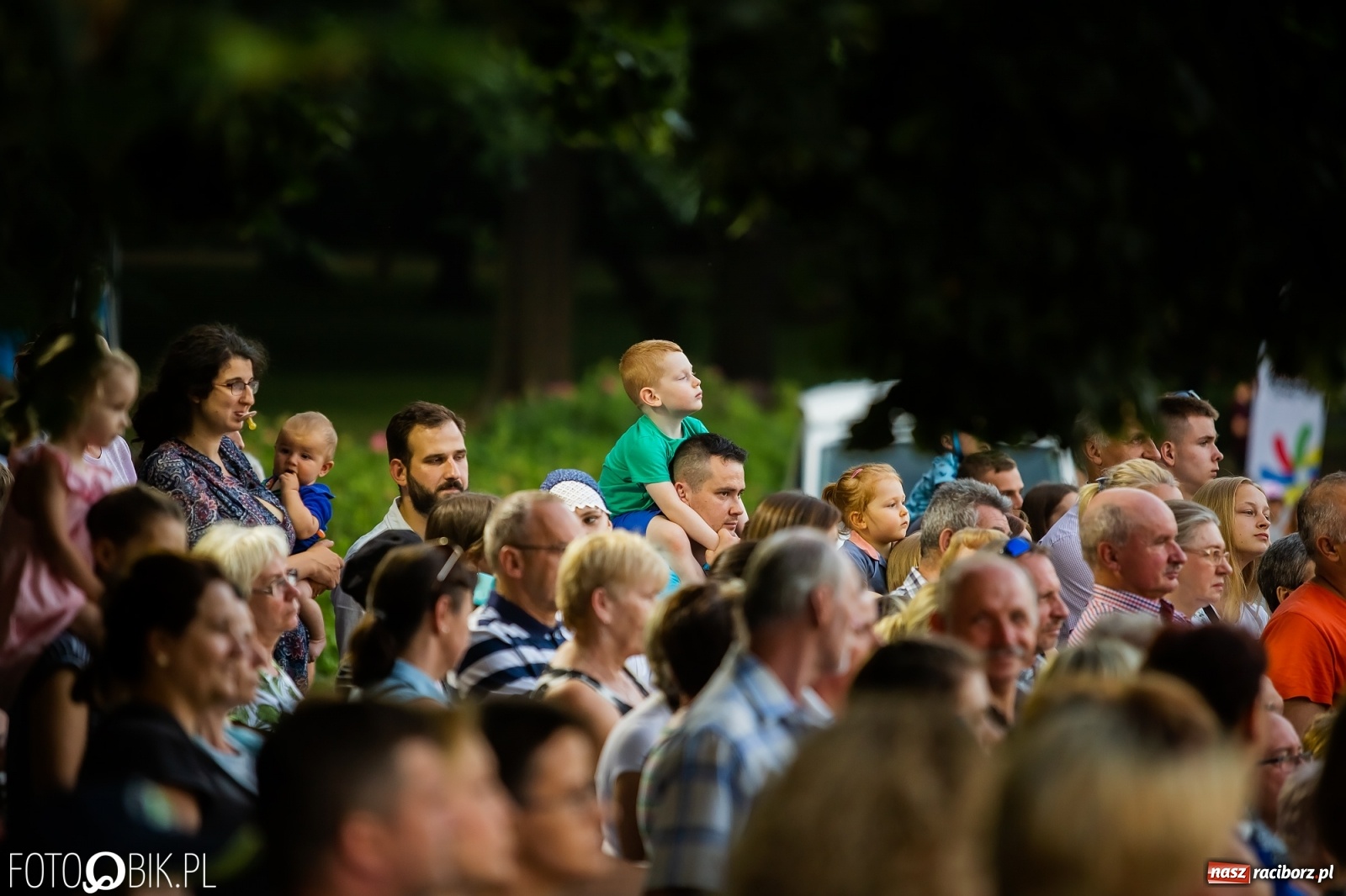 Zdjęcie w galerii na portalu naszraciborz.pl: Źródło zebrało ponad 10 tys. zł dla małego Henia wiadomości z regionu