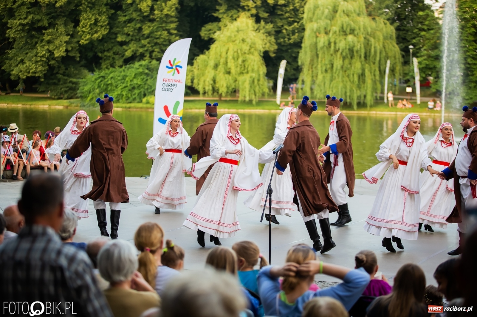 Zdjęcie w galerii na portalu naszraciborz.pl: Źródło zebrało ponad 10 tys. zł dla małego Henia wiadomości z regionu