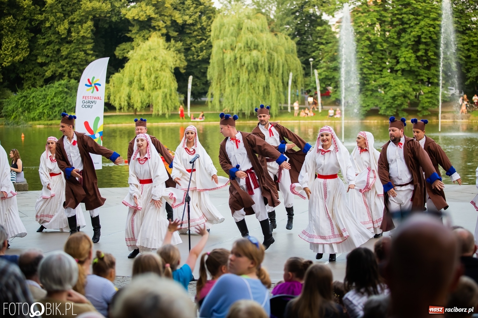 Zdjęcie w galerii na portalu naszraciborz.pl: Źródło zebrało ponad 10 tys. zł dla małego Henia wiadomości z regionu
