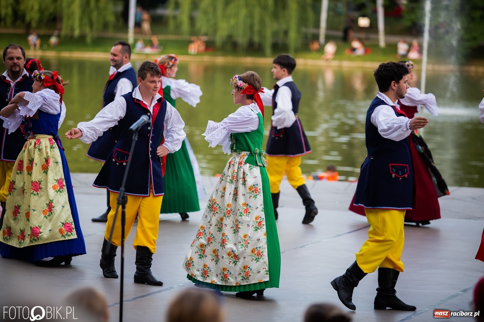 Zdjęcie w galerii na portalu naszraciborz.pl: Źródło zebrało ponad 10 tys. zł dla małego Henia wiadomości z regionu