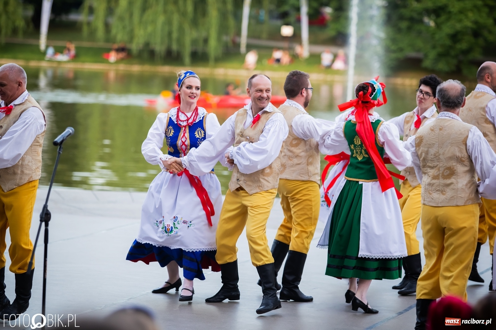 Zdjęcie w galerii na portalu naszraciborz.pl: Źródło zebrało ponad 10 tys. zł dla małego Henia wiadomości z regionu