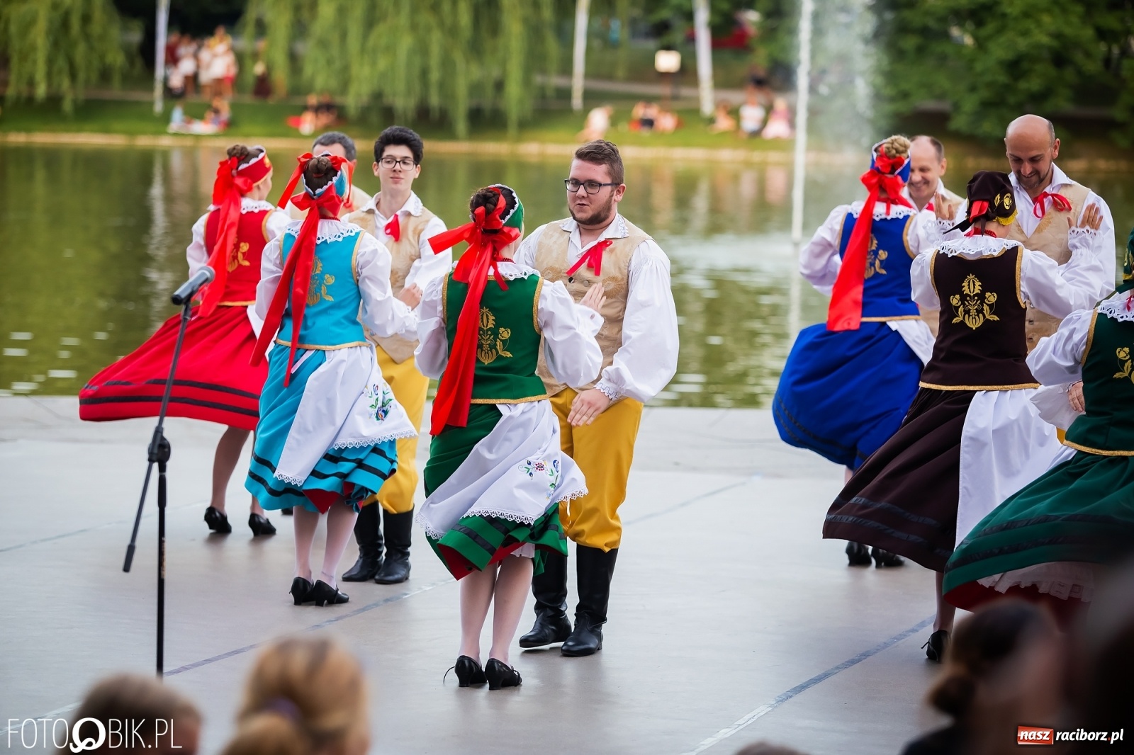 Zdjęcie w galerii na portalu naszraciborz.pl: Źródło zebrało ponad 10 tys. zł dla małego Henia wiadomości z regionu