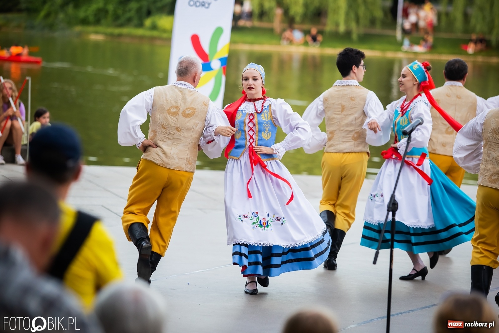 Zdjęcie w galerii na portalu naszraciborz.pl: Źródło zebrało ponad 10 tys. zł dla małego Henia wiadomości z regionu