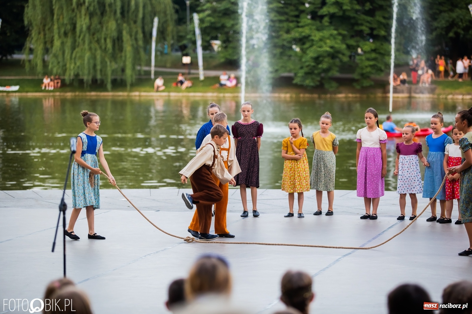 Zdjęcie w galerii na portalu naszraciborz.pl: Źródło zebrało ponad 10 tys. zł dla małego Henia wiadomości z regionu