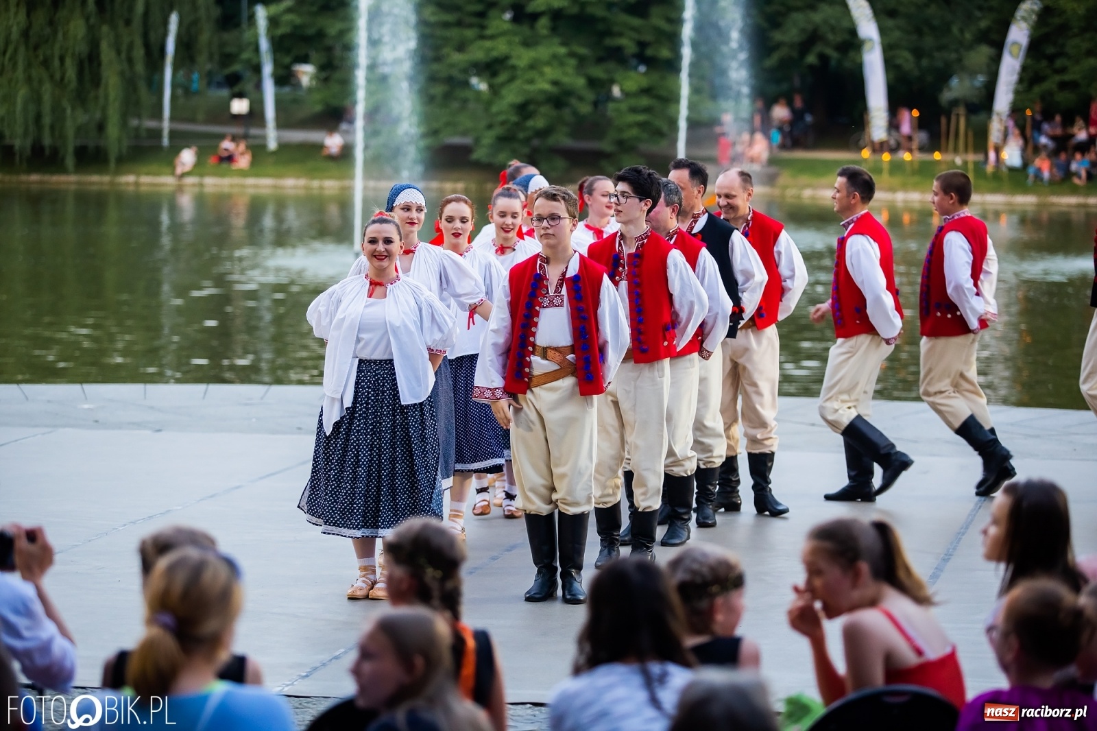 Zdjęcie w galerii na portalu naszraciborz.pl: Źródło zebrało ponad 10 tys. zł dla małego Henia wiadomości z regionu