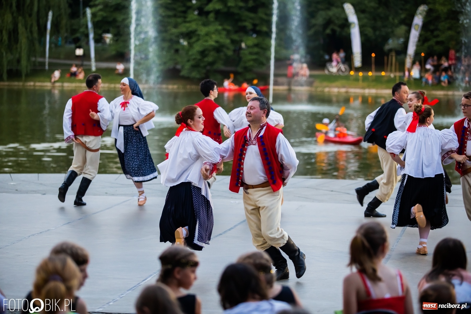 Zdjęcie w galerii na portalu naszraciborz.pl: Źródło zebrało ponad 10 tys. zł dla małego Henia wiadomości z regionu