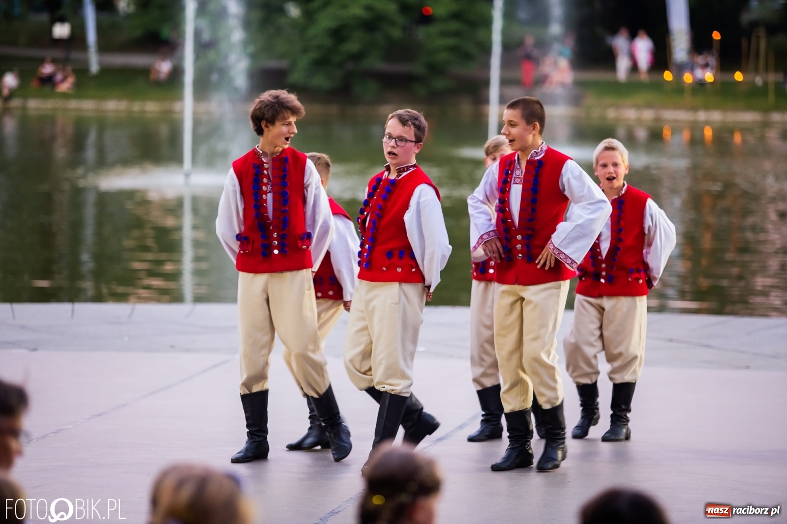Zdjęcie w galerii na portalu naszraciborz.pl: Źródło zebrało ponad 10 tys. zł dla małego Henia wiadomości z regionu
