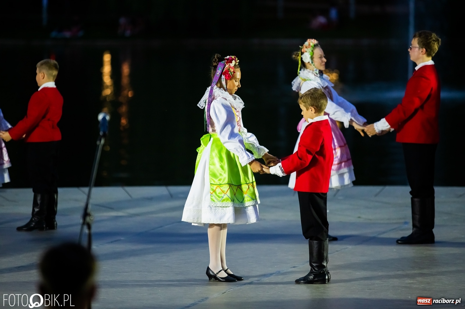 Zdjęcie w galerii na portalu naszraciborz.pl: Źródło zebrało ponad 10 tys. zł dla małego Henia wiadomości z regionu