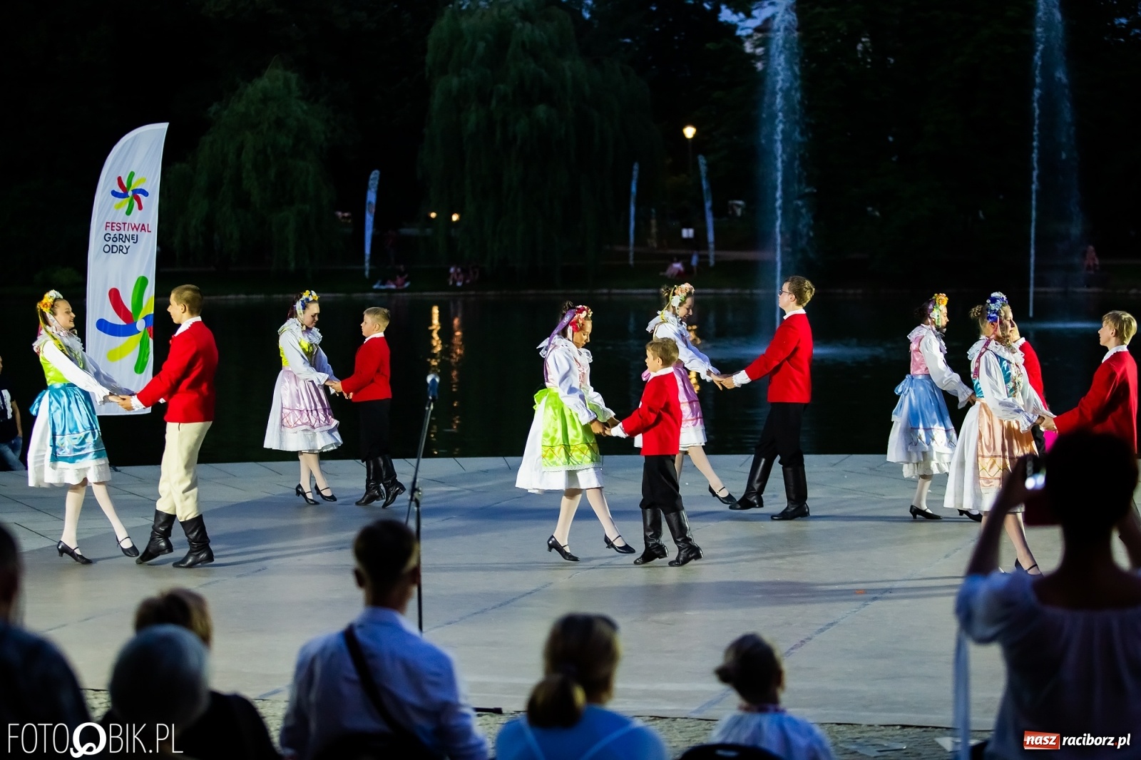 Zdjęcie w galerii na portalu naszraciborz.pl: Źródło zebrało ponad 10 tys. zł dla małego Henia wiadomości z regionu