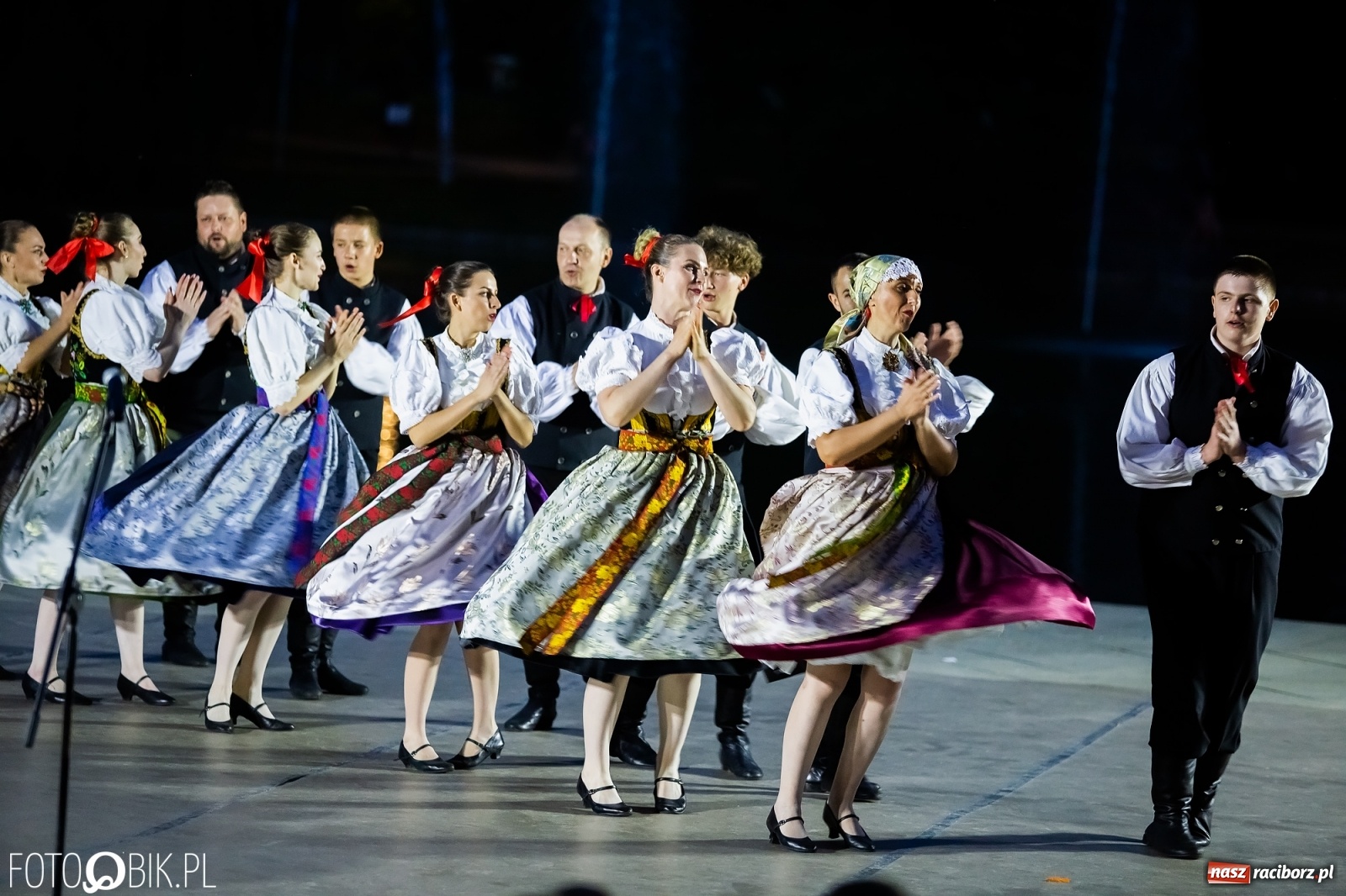 Zdjęcie w galerii na portalu naszraciborz.pl: Źródło zebrało ponad 10 tys. zł dla małego Henia wiadomości z regionu