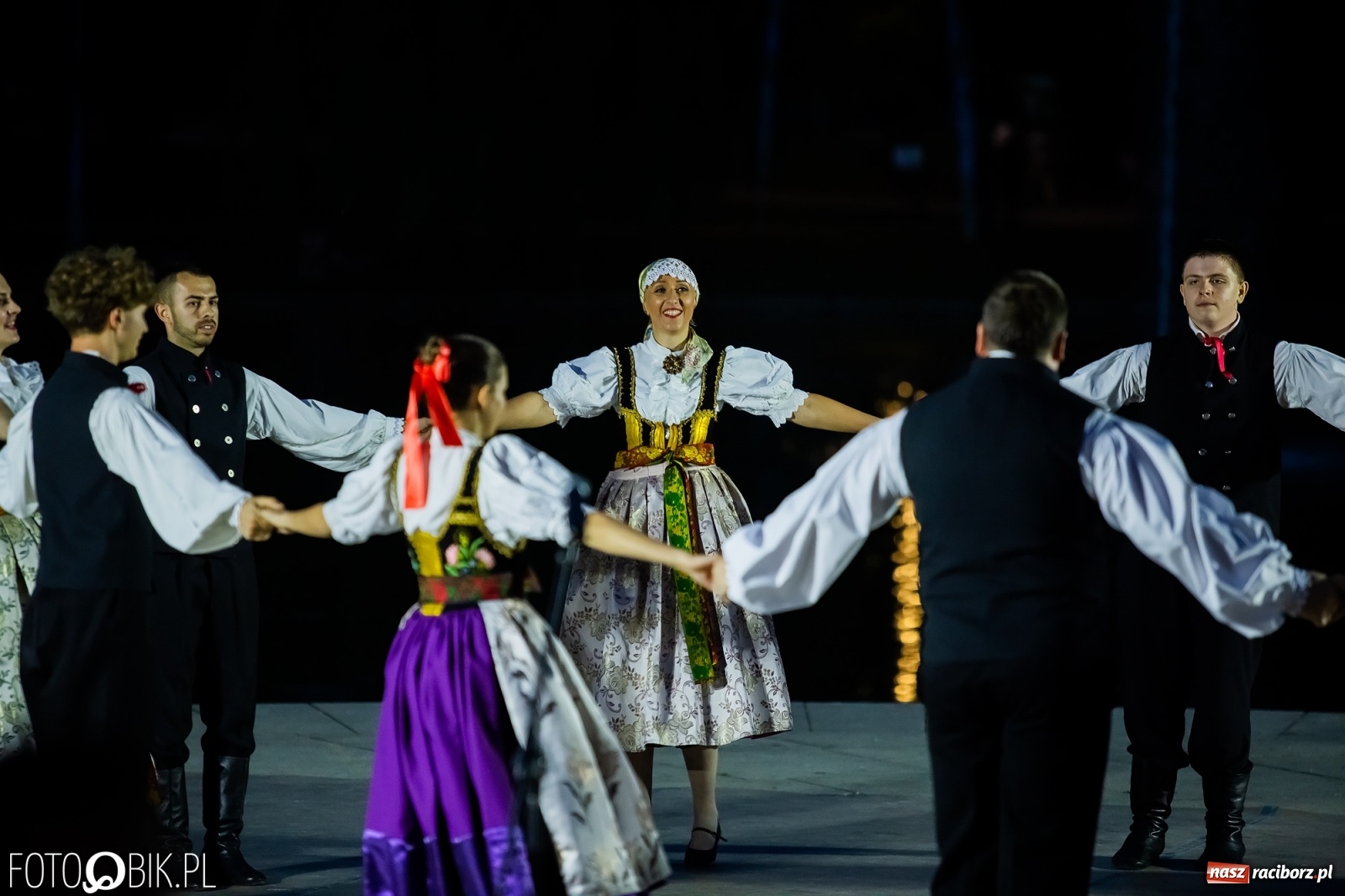 Zdjęcie w galerii na portalu naszraciborz.pl: Źródło zebrało ponad 10 tys. zł dla małego Henia wiadomości z regionu