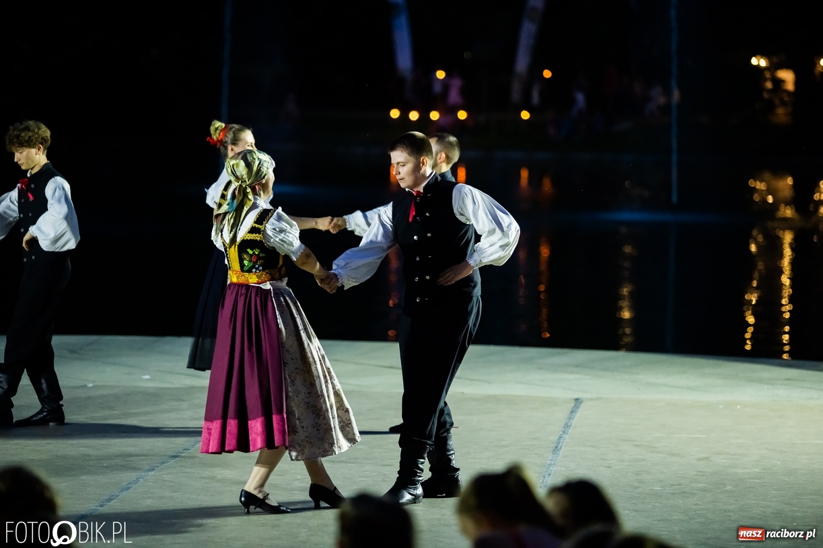 Zdjęcie w galerii na portalu naszraciborz.pl: Źródło zebrało ponad 10 tys. zł dla małego Henia wiadomości z regionu