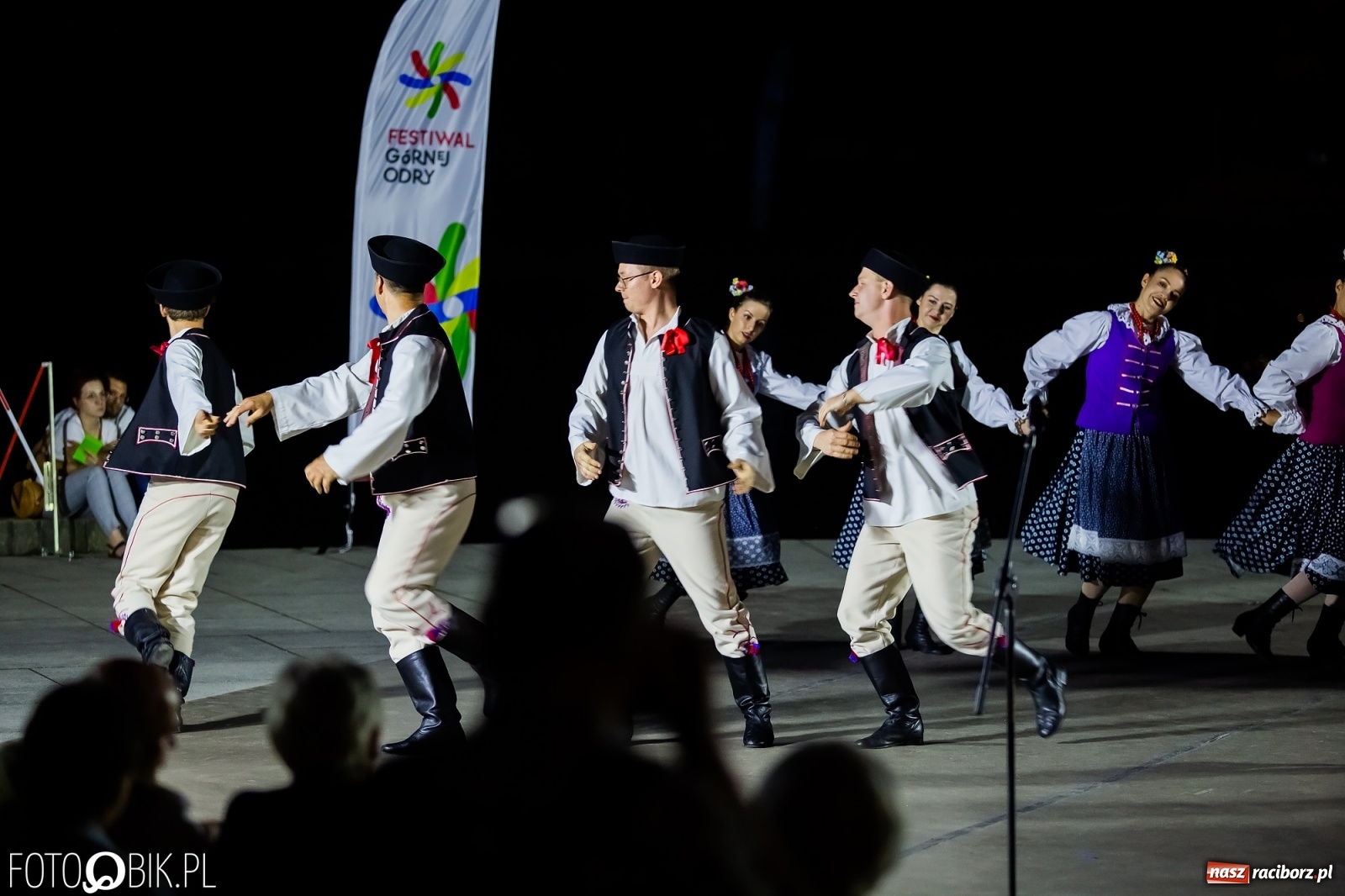 Zdjęcie w galerii na portalu naszraciborz.pl: Źródło zebrało ponad 10 tys. zł dla małego Henia wiadomości z regionu