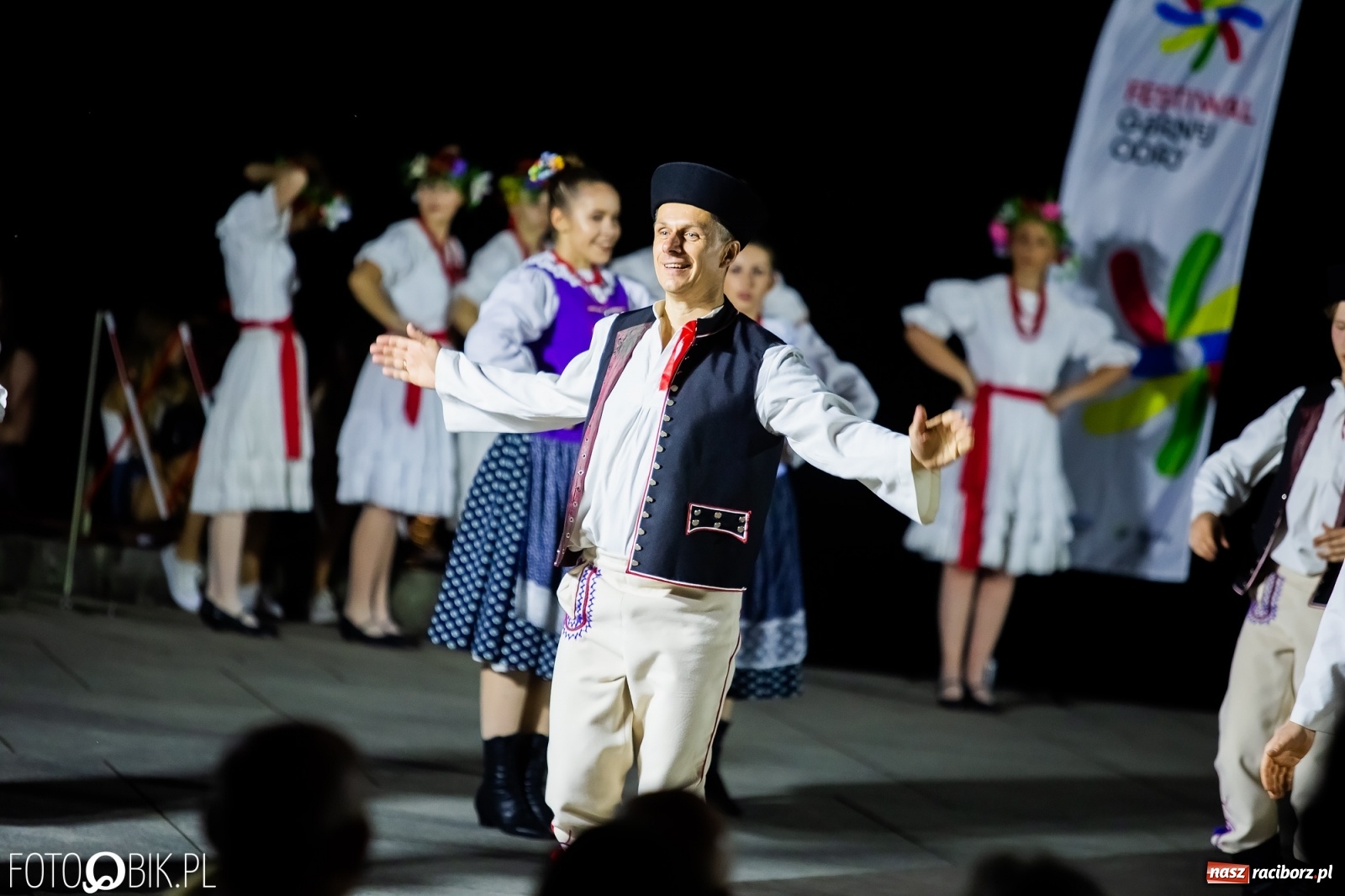 Zdjęcie w galerii na portalu naszraciborz.pl: Źródło zebrało ponad 10 tys. zł dla małego Henia wiadomości z regionu