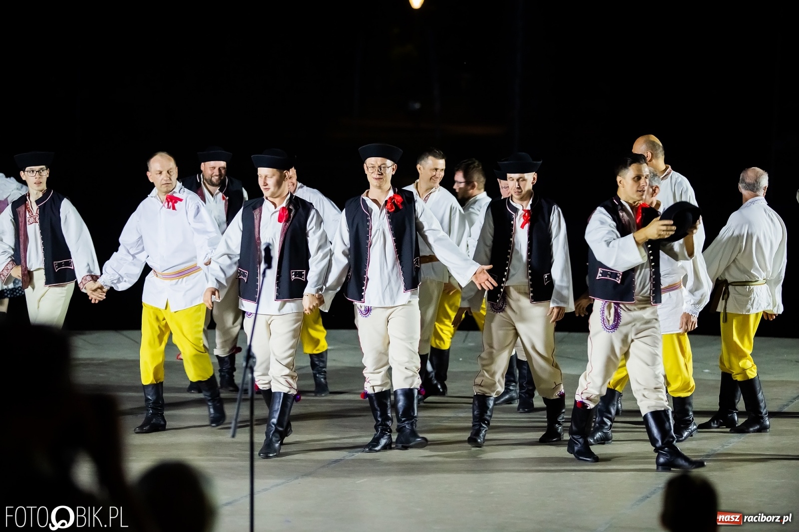 Zdjęcie w galerii na portalu naszraciborz.pl: Źródło zebrało ponad 10 tys. zł dla małego Henia wiadomości z regionu
