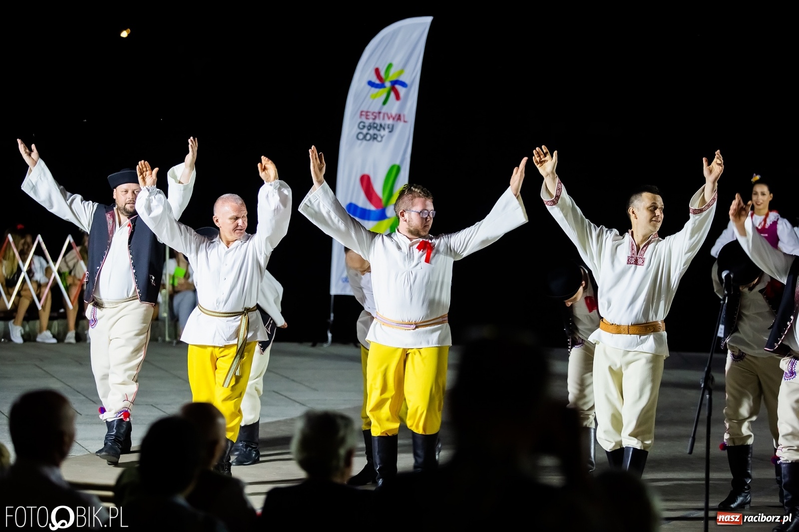 Zdjęcie w galerii na portalu naszraciborz.pl: Źródło zebrało ponad 10 tys. zł dla małego Henia wiadomości z regionu