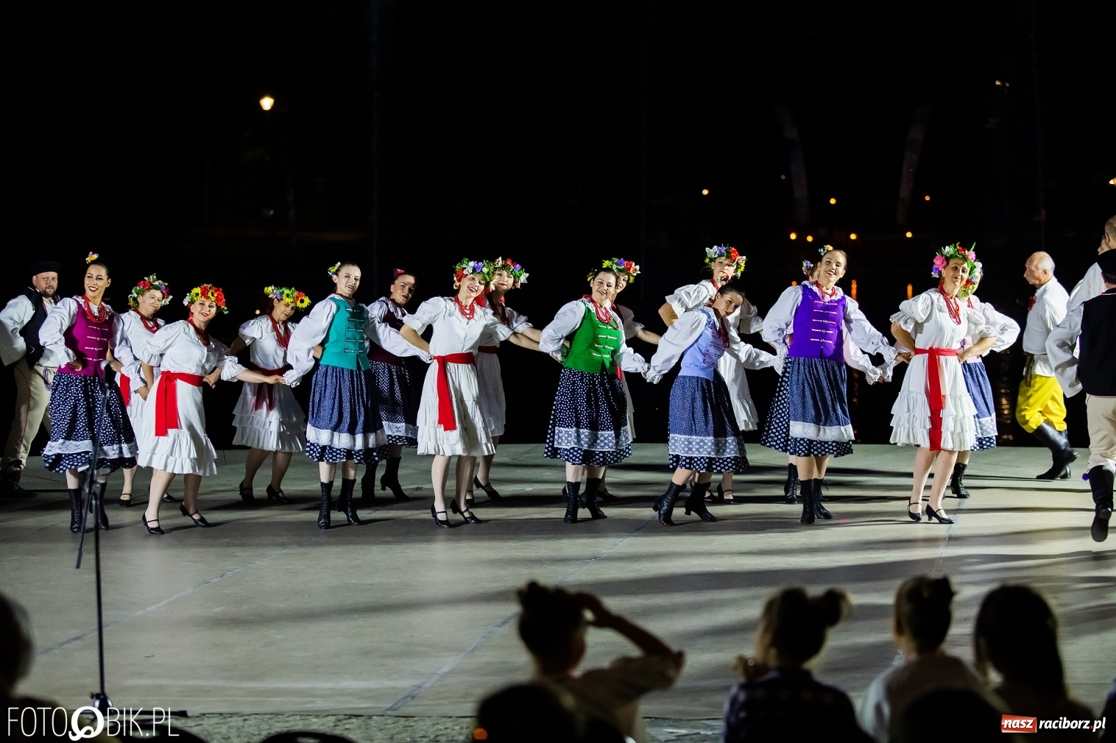 Zdjęcie w galerii na portalu naszraciborz.pl: Źródło zebrało ponad 10 tys. zł dla małego Henia wiadomości z regionu