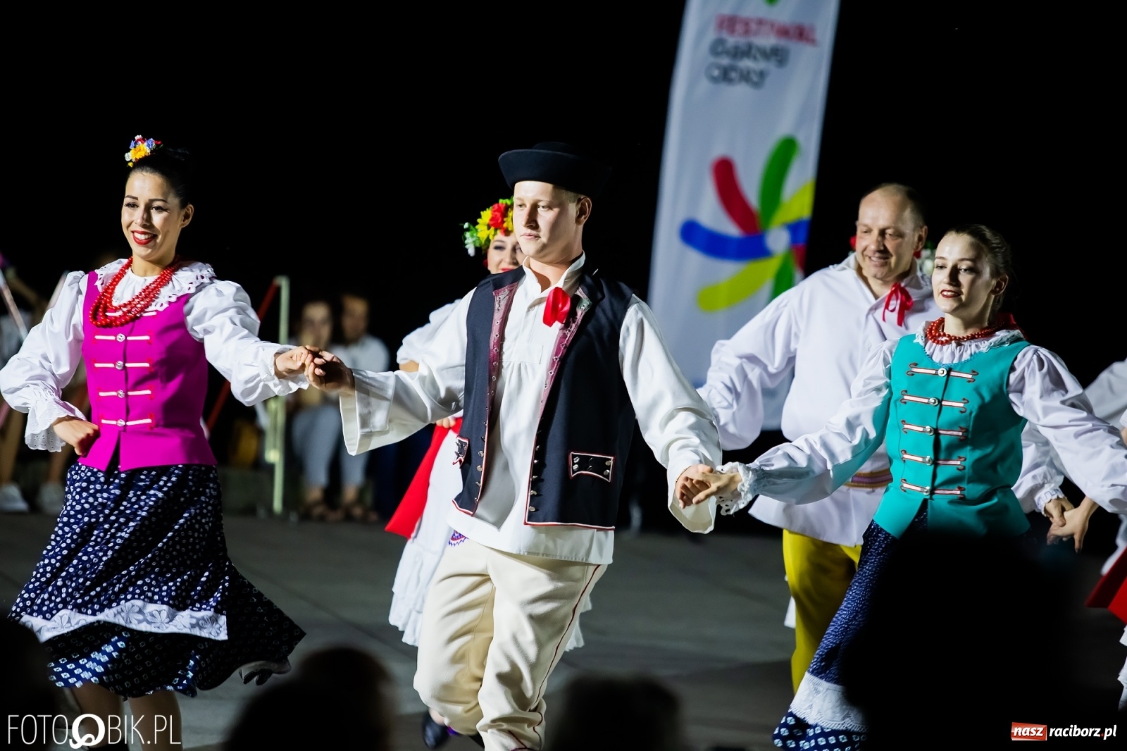 Zdjęcie w galerii na portalu naszraciborz.pl: Źródło zebrało ponad 10 tys. zł dla małego Henia wiadomości z regionu
