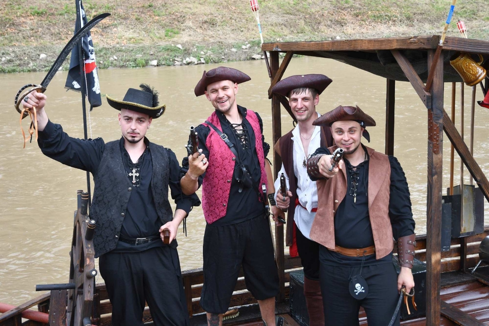 Zdjęcie w galerii na portalu naszraciborz.pl: Wybrano najlepsze pływadła 2021. Wygrały śląskie karlusy wiadomości z regionu