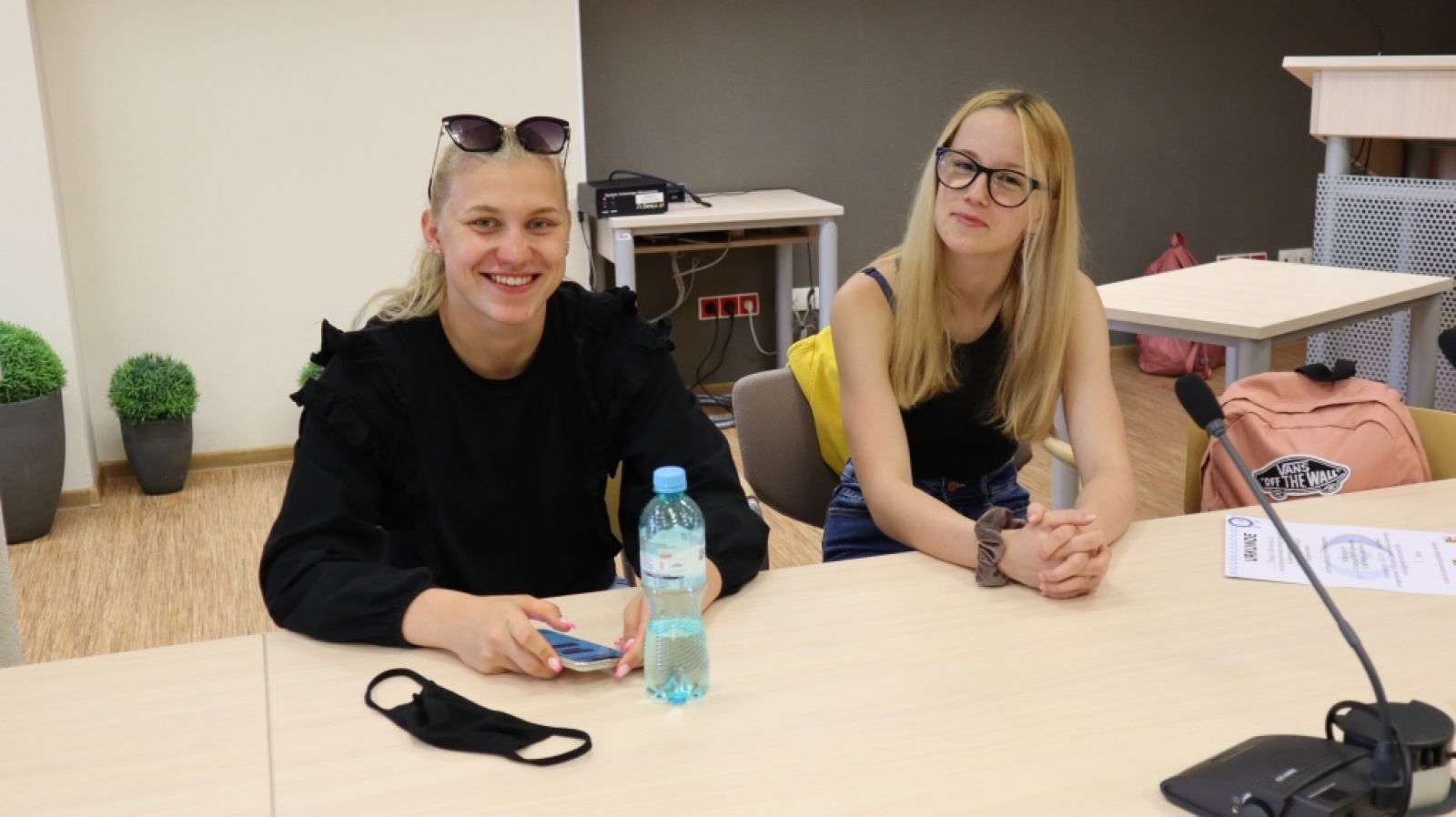 Zdjęcie w galerii na portalu naszraciborz.pl: Nagrody za wirtualne zawody pływackie rozdane wiadomości z regionu