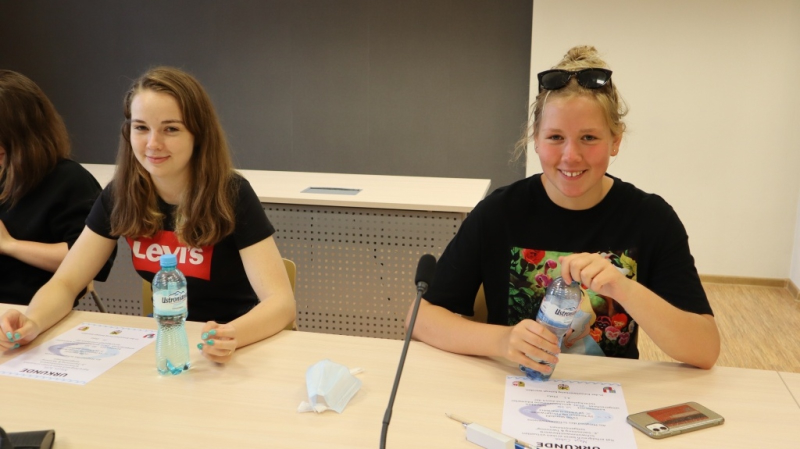 Zdjęcie w galerii na portalu naszraciborz.pl: Nagrody za wirtualne zawody pływackie rozdane wiadomości z regionu