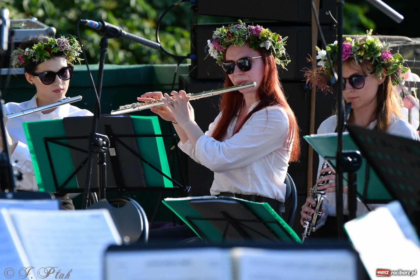 Zdjęcie w galerii na portalu naszraciborz.pl: Muzyczna niedziela nad stawem gondolowym wiadomości z regionu