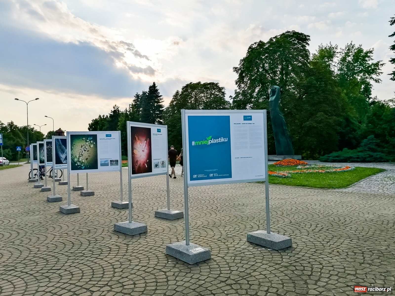 Zdjęcie w galerii na portalu naszraciborz.pl: Śmieciowe skarby na ekologicznej wystawie w Raciborzu wiadomości z regionu