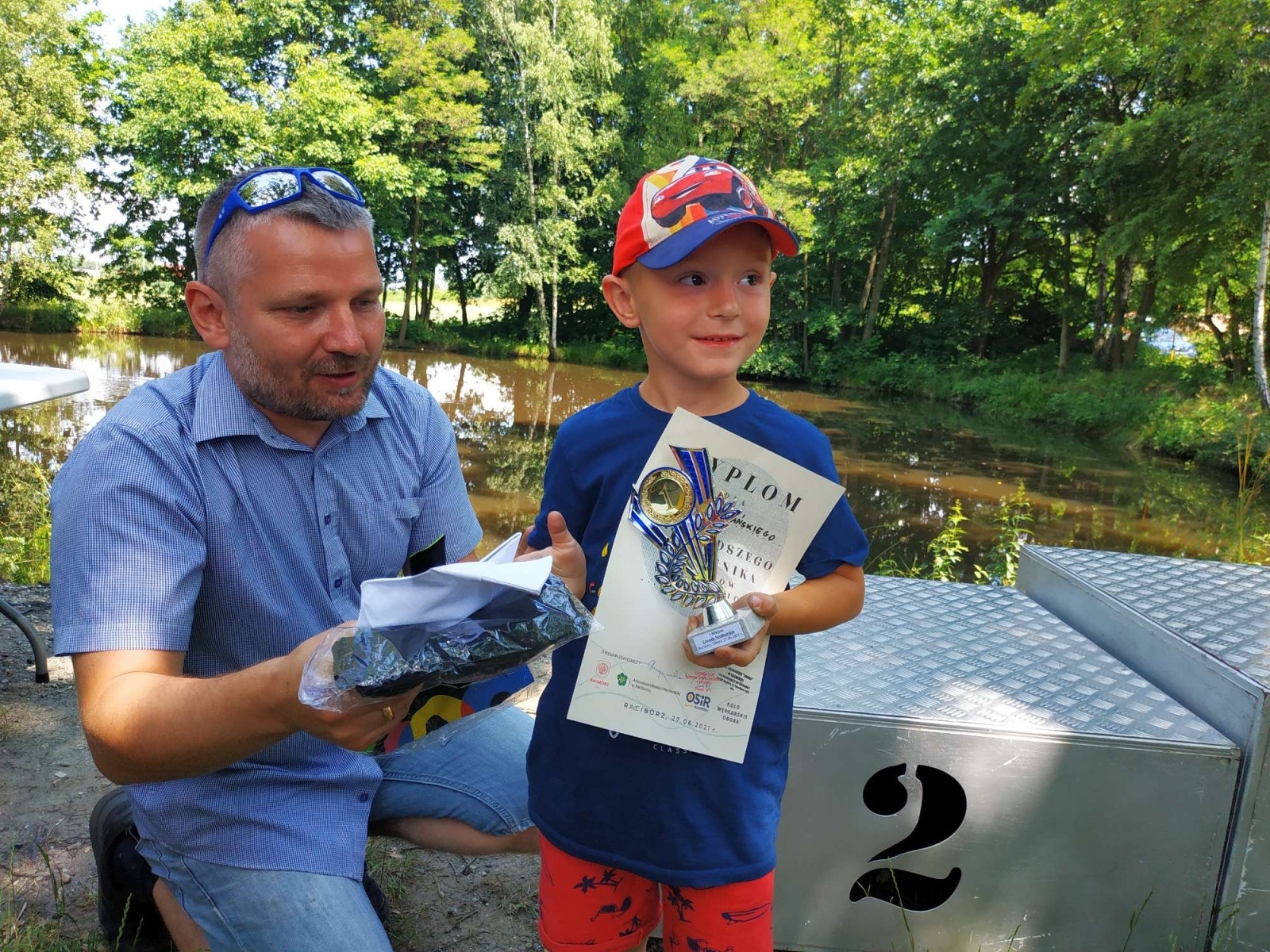 Zdjęcie w galerii na portalu naszraciborz.pl: Czterdziestu wędkarzy rywalizowało na stawie pod Oborą wiadomości z regionu