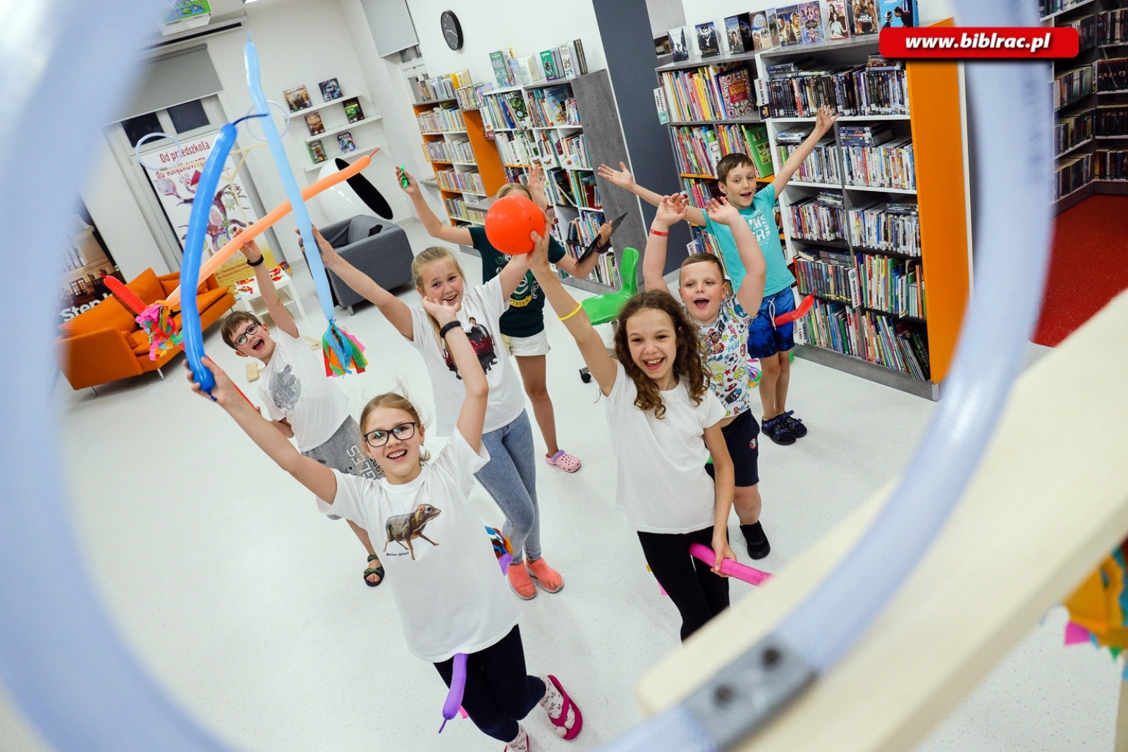 Zdjęcie w galerii na portalu naszraciborz.pl: Magiczna noc w raciborskiej bibliotece [FOTO] wiadomości z regionu