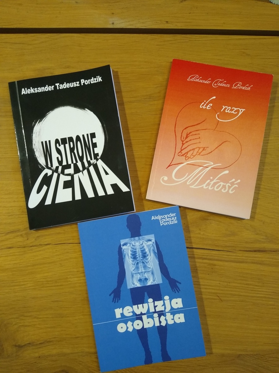 Zdjęcie w galerii na portalu naszraciborz.pl: W stronę cienia. Promocja nowego tomiku wierszy raciborzanina wiadomości z regionu