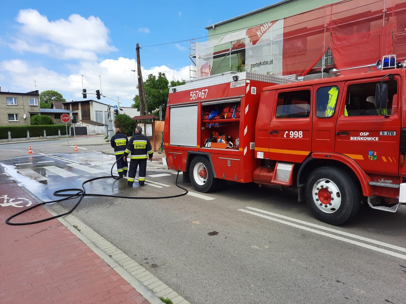Zdjęcie w galerii na portalu naszraciborz.pl: Plama oleju w Bieńkowicach, zadymienie na Różyckiego wiadomości z regionu