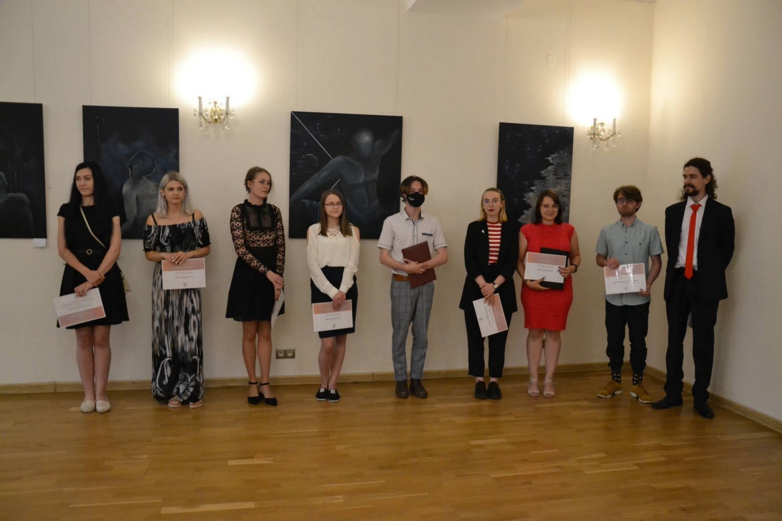 Zdjęcie w galerii na portalu naszraciborz.pl: Wystawa dyplomów artystycznych - wernisaż na Zamku Piastowskim wiadomości z regionu