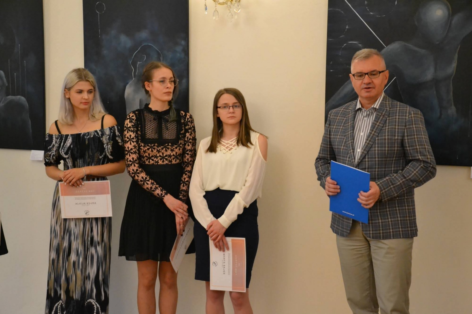 Zdjęcie w galerii na portalu naszraciborz.pl: Wystawa dyplomów artystycznych - wernisaż na Zamku Piastowskim wiadomości z regionu