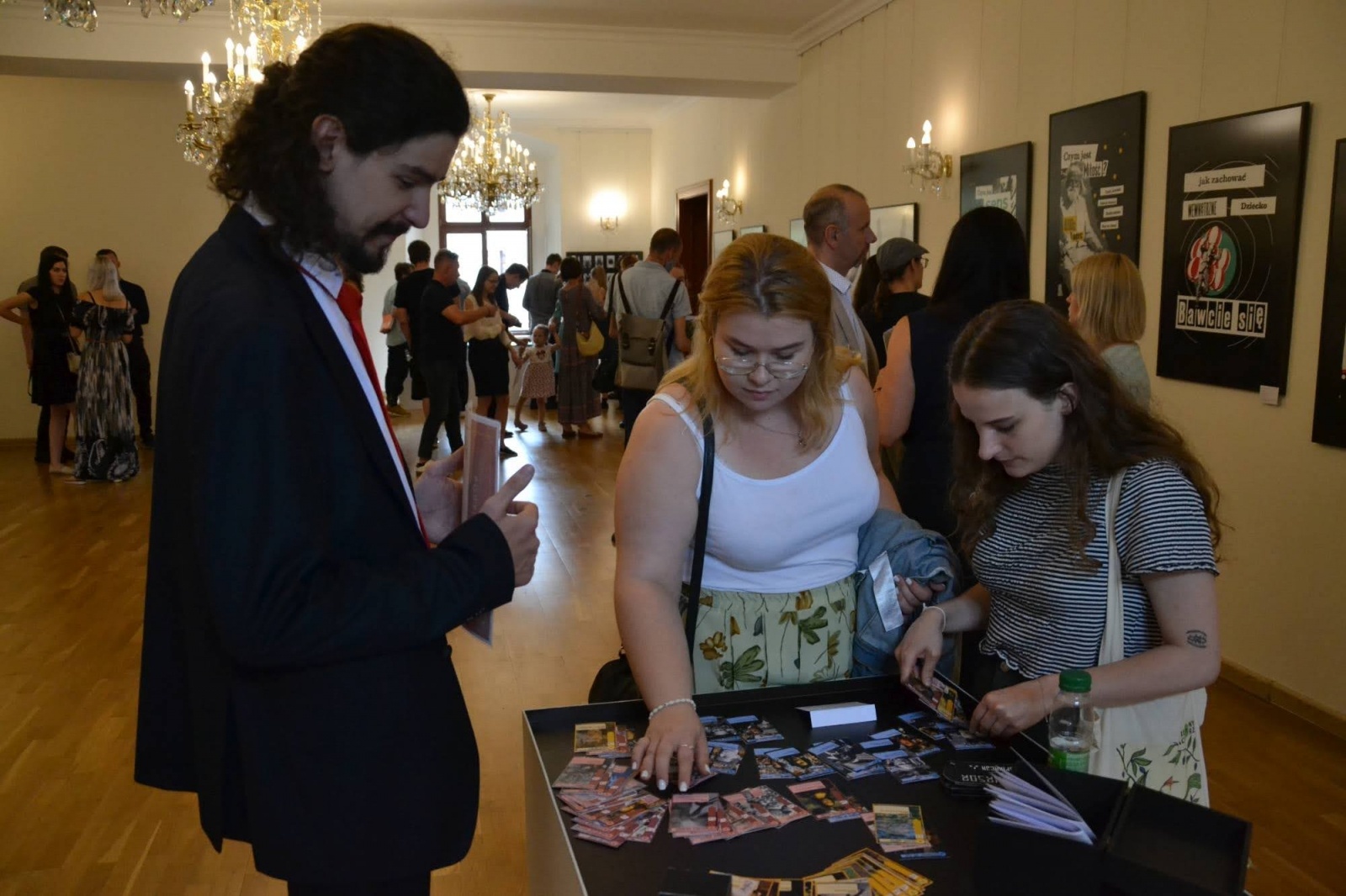 Zdjęcie w galerii na portalu naszraciborz.pl: Wystawa dyplomów artystycznych - wernisaż na Zamku Piastowskim wiadomości z regionu