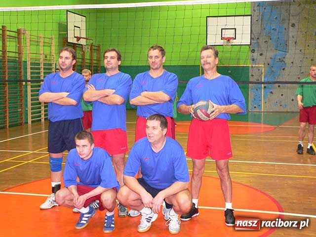 Zdjęcie w galerii na portalu naszraciborz.pl: Siatkarski turniej w zakładzie poprawczym wiadomości z regionu