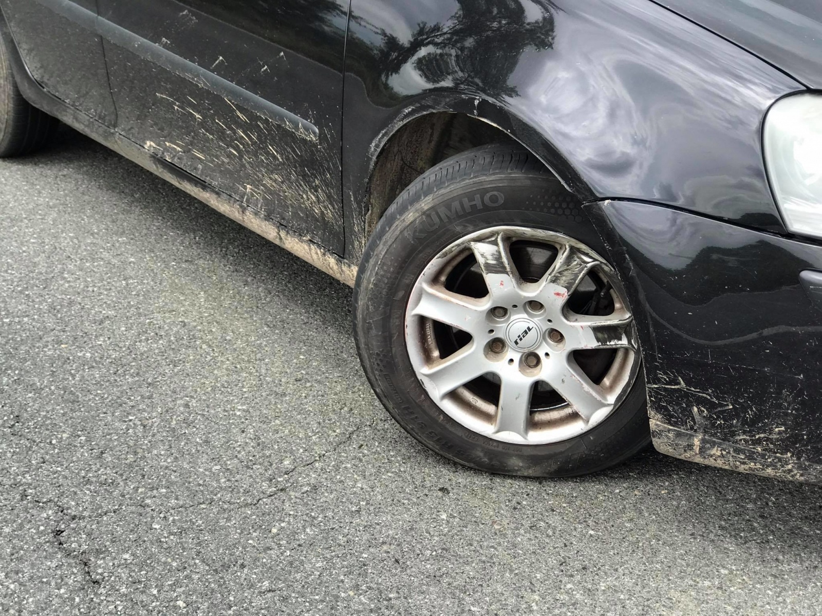 Zdjęcie w galerii na portalu naszraciborz.pl: Zderzenie alfy romeo i golfa na DW 416 [FOTO] wiadomości z regionu