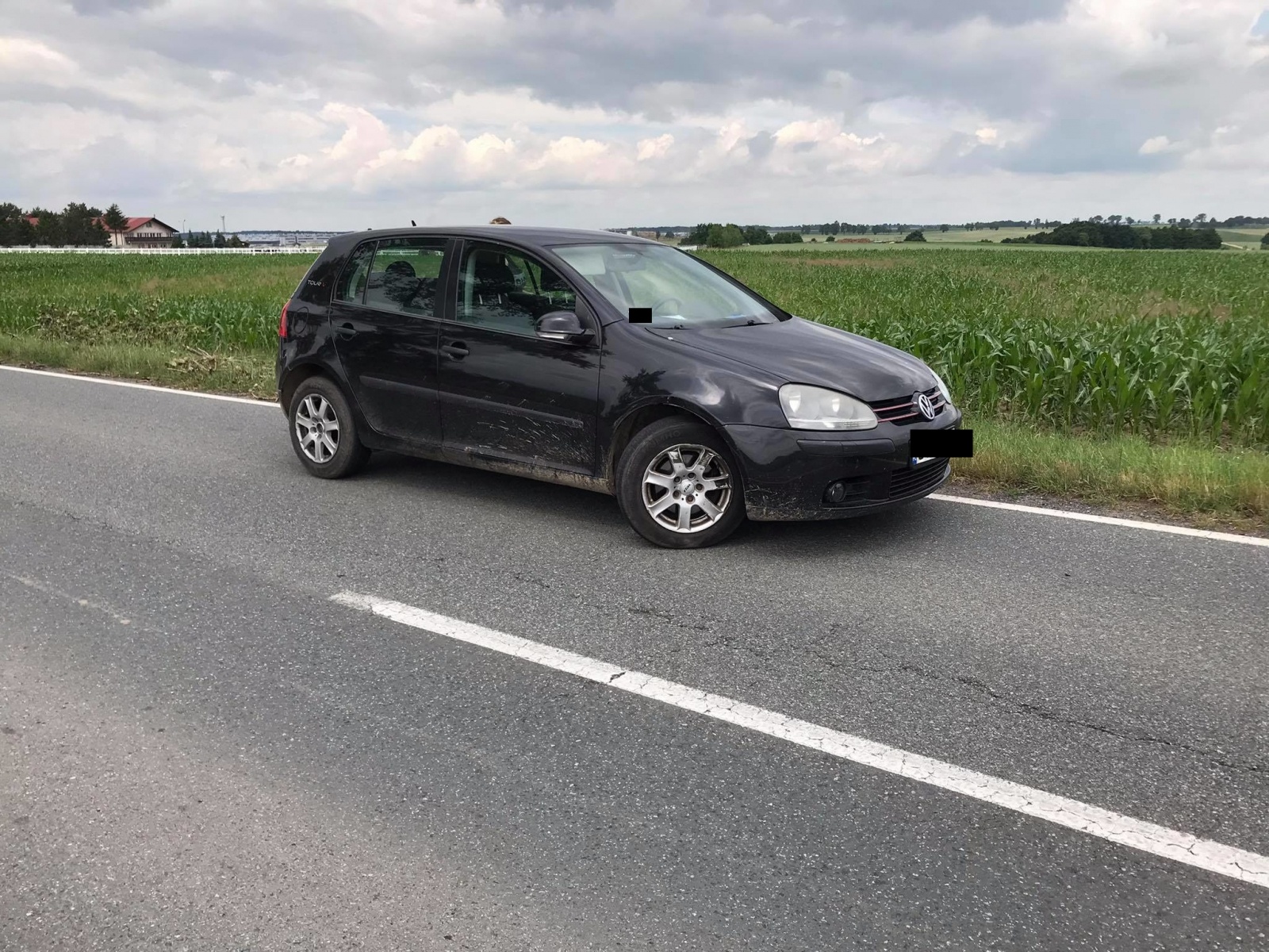 Zdjęcie w galerii na portalu naszraciborz.pl: Zderzenie alfy romeo i golfa na DW 416 [FOTO] wiadomości z regionu