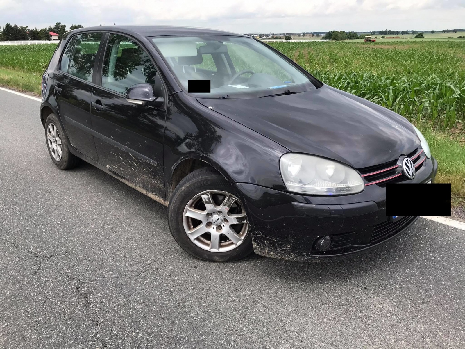 Zdjęcie w galerii na portalu naszraciborz.pl: Zderzenie alfy romeo i golfa na DW 416 [FOTO] wiadomości z regionu