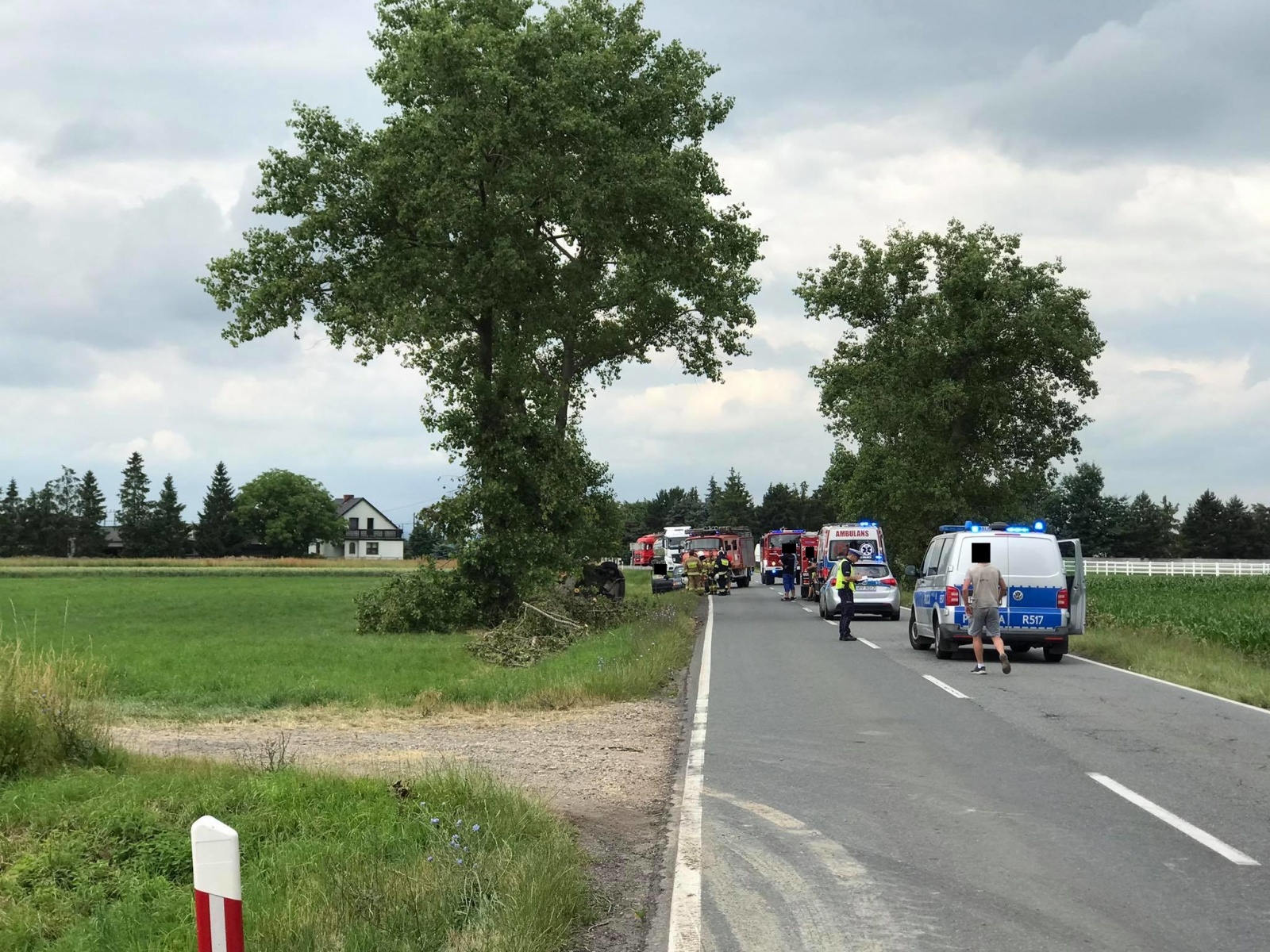 Zdjęcie w galerii na portalu naszraciborz.pl: Zderzenie alfy romeo i golfa na DW 416 [FOTO] wiadomości z regionu