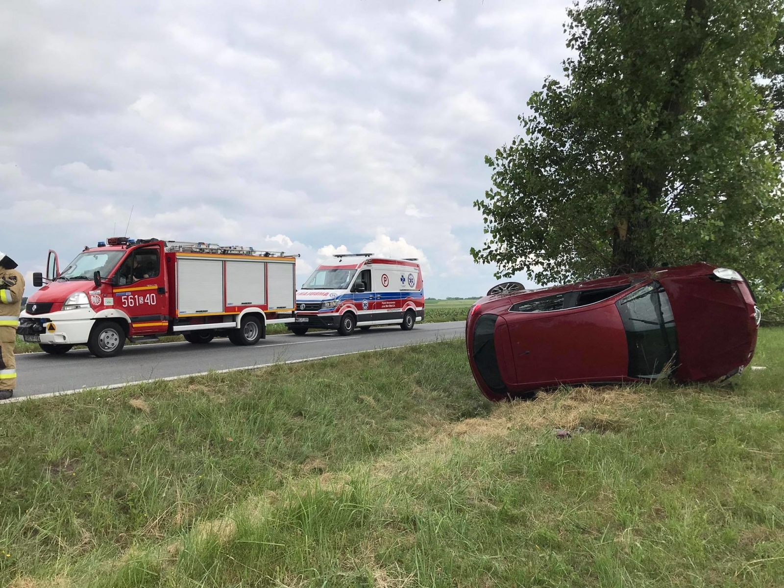 Zdjęcie w galerii na portalu naszraciborz.pl: Zderzenie alfy romeo i golfa na DW 416 [FOTO] wiadomości z regionu