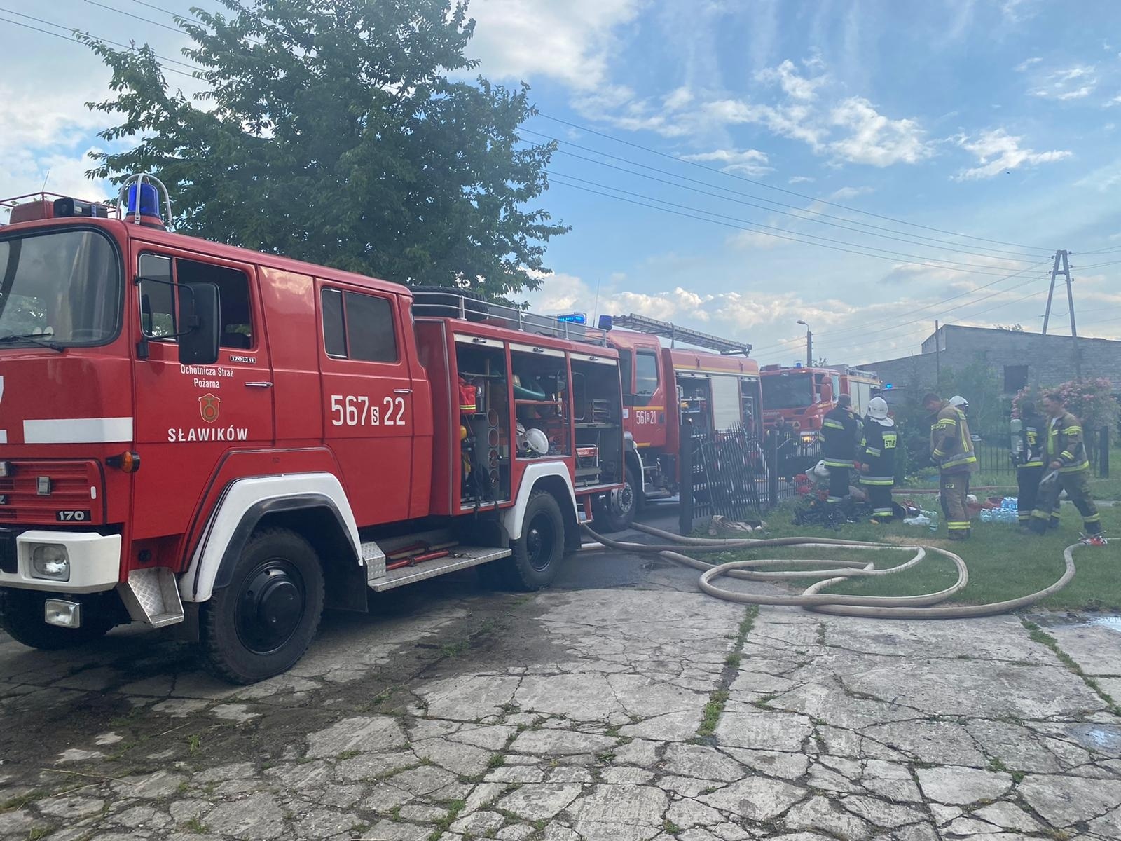Zdjęcie w galerii na portalu naszraciborz.pl: Pożar w gospodarstwie w Lasakach koło Sławikowa [FOTO] wiadomości z regionu