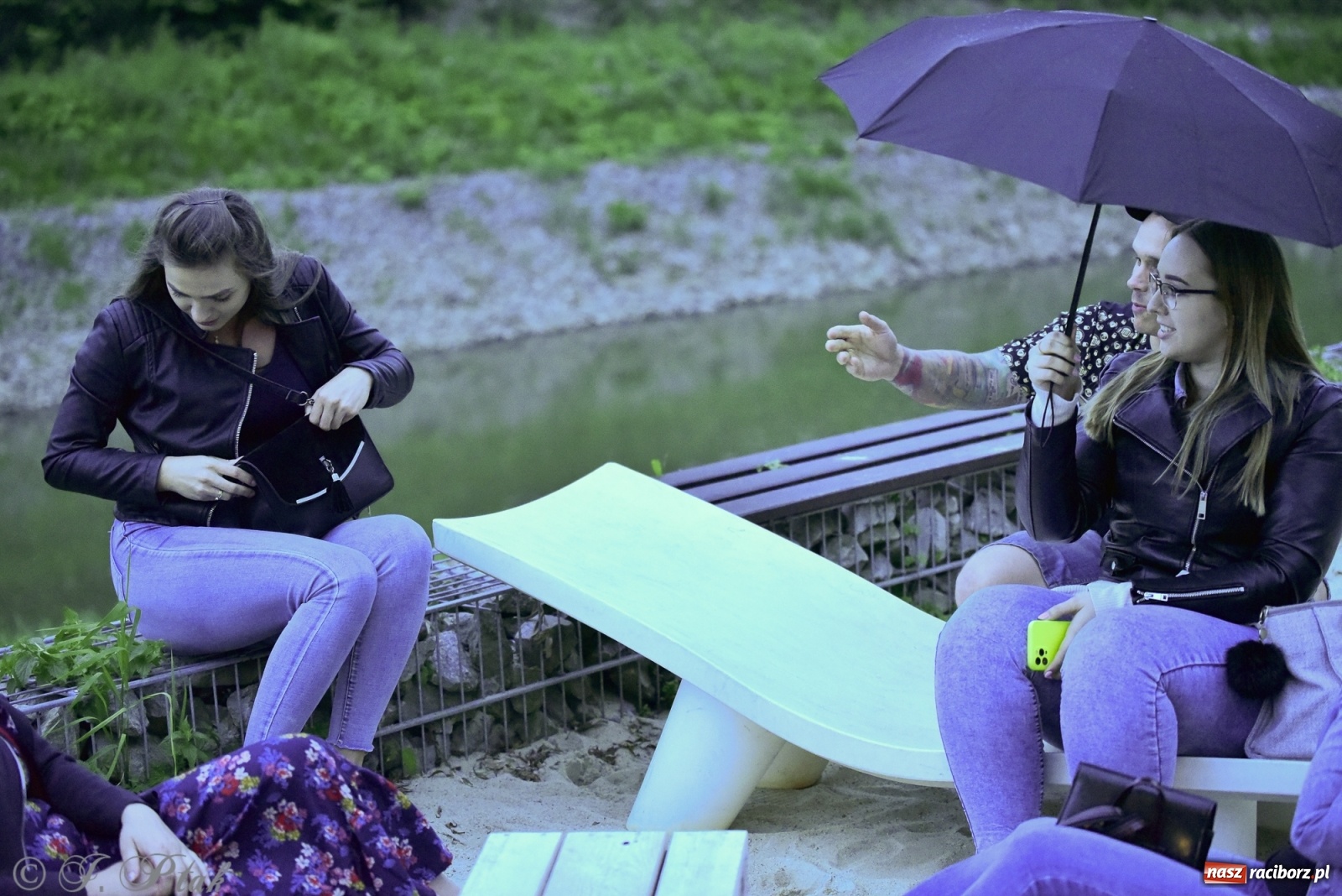 Zdjęcie w galerii na portalu naszraciborz.pl: Nowy operator plaży postawił na karaoke wiadomości z regionu