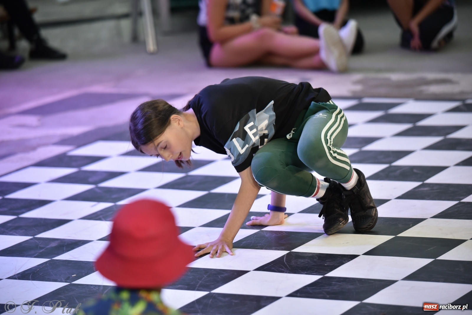 Zdjęcie w galerii na portalu naszraciborz.pl: Rouge style 2. Taneczna bitwa na Bulwarach Nadodrzańskich [FOTO i WIDEO] wiadomości z regionu